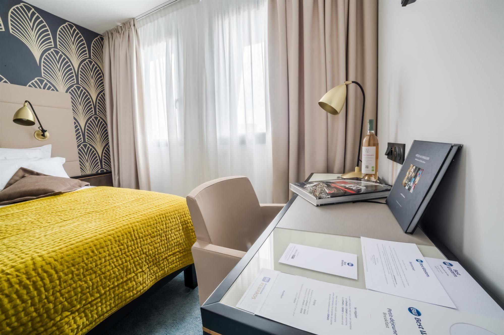 Best Western Hotel Journel Saint-Laurent-Du-Var Exterior photo